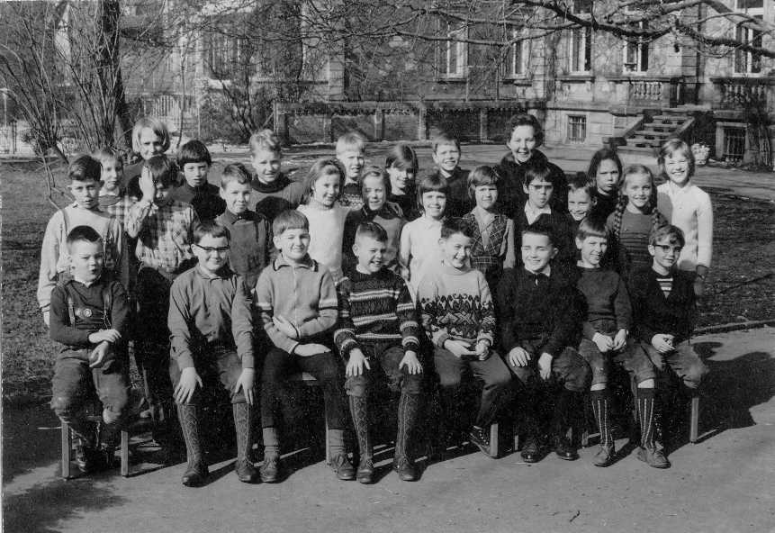 H�ltyschule in
          G�ttingen 1964, vierte Klasse
