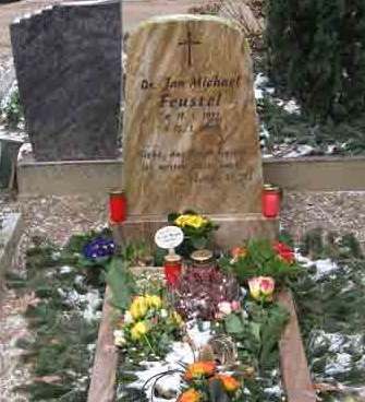 Das Grab von
              Jan Michael FEUSTEL in Blankenfelde