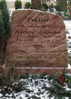 Das Grab der
              Eltern von Jan Feustel, die Kinderbuchautoren